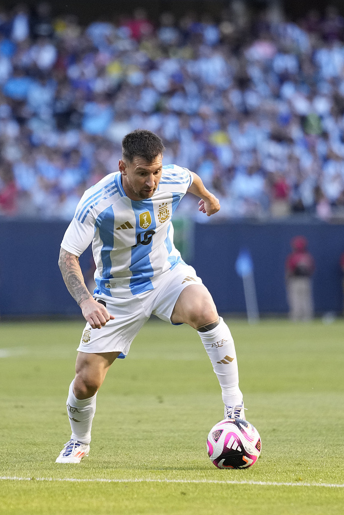 于嘉：朱俊龙脚踏实地 关键时刻堪大用