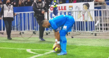 新9号来了 菲尔克鲁格加盟AC米兰