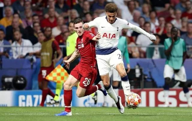 詹姆斯末节亮相表现低迷，关键失误与防守失职葬送湖人胜局，东契奇独木难支