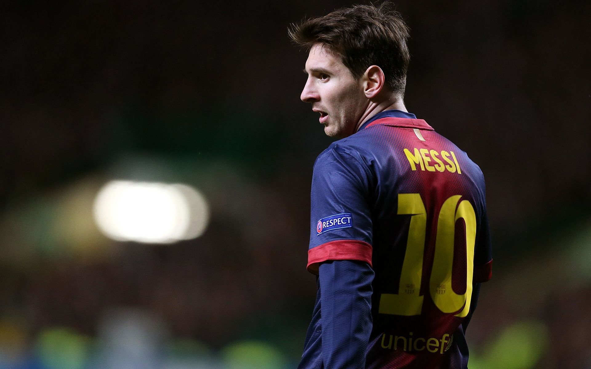 拜仁边锋双雄：奥利塞与迪亚斯的完美结合重塑德甲格局